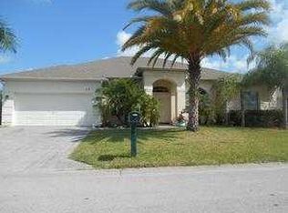 673 Tangelo Cir SW, Vero Beach, FL 32968