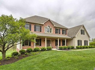 23 Southfield Dr, Middletown, PA 17057
