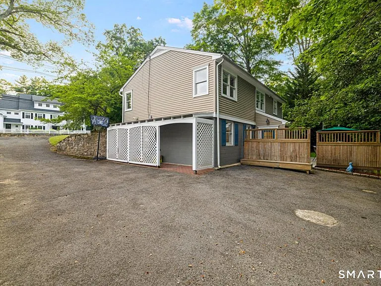 412 Main St — Photo 23