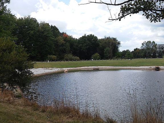 2nd image of 865 Chardoney Dr