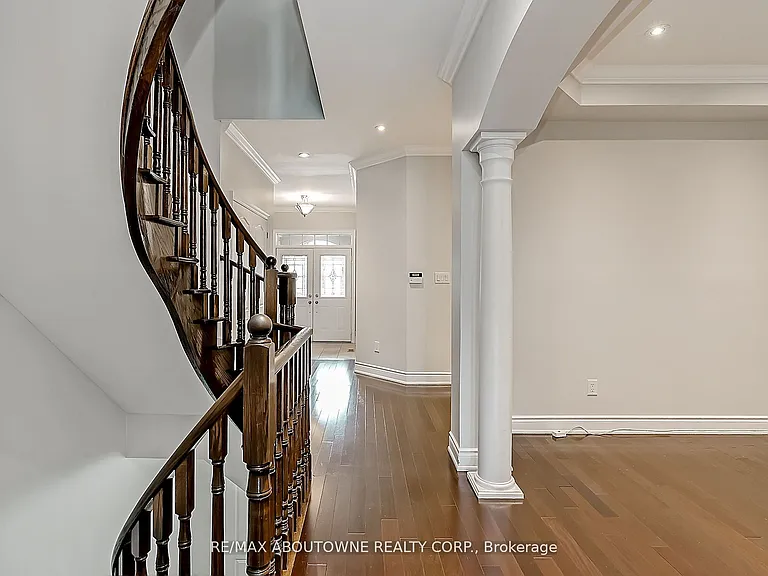 2415 Presquile Dr — Photo 6