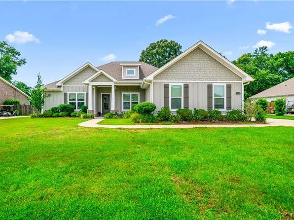 420 Nandina Loop, Fairhope, AL 36532