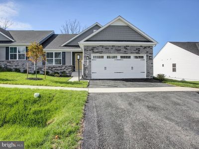 1882 Shannon Dr S, Greencastle, PA, 17225