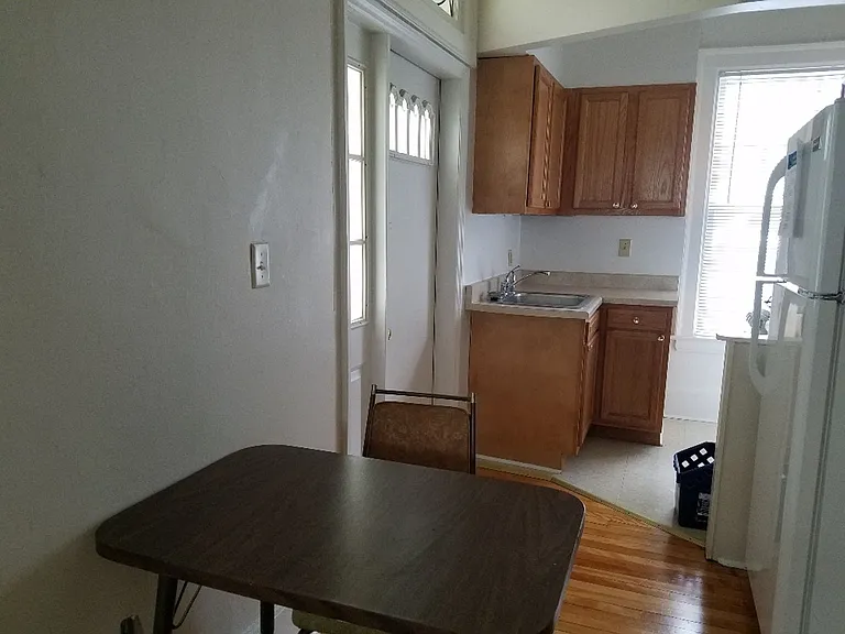 205 Comstock Avenue — Photo 7
