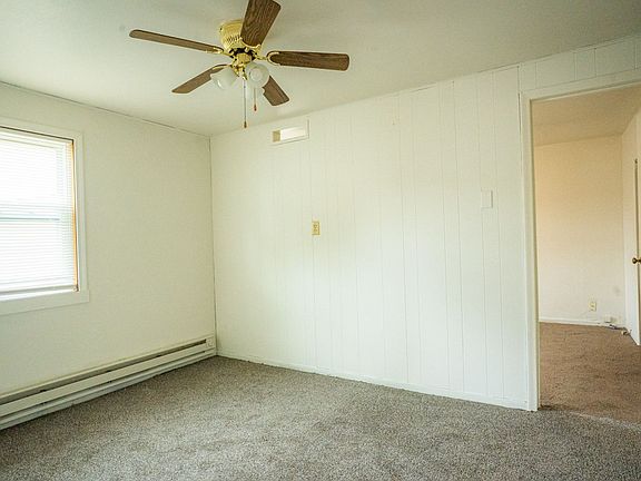 4th image of 1227 Green Bay St #1227