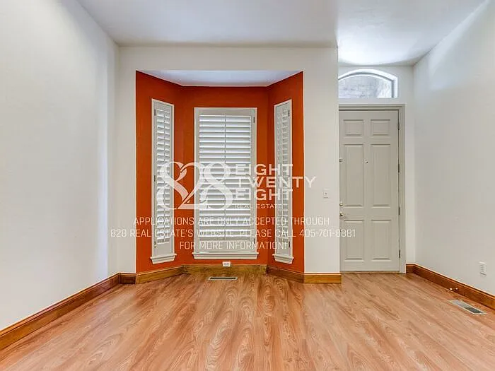 3841 Tudor Cir — Photo 11