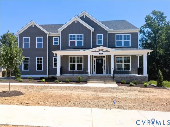 4013 Robins Ridge Dr, Moseley, VA 23120