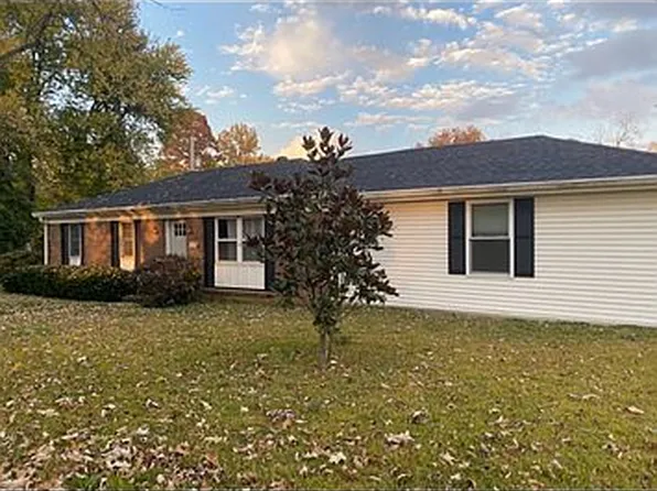 1020 Martin Ln, Evansville, IN 47715