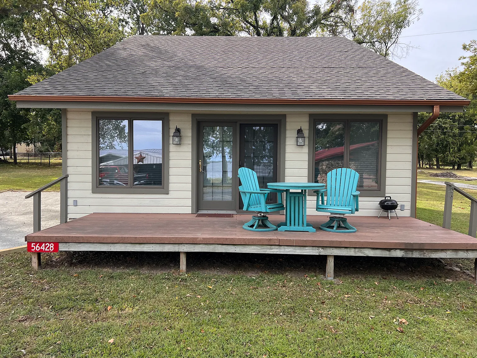 2 bed, 894 sqft, $1,900 — Photo 2