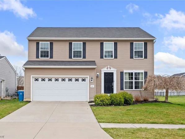 3551 Astor Ln, Lorain, OH 44053