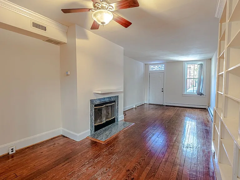 833 S Bond St — Photo 5