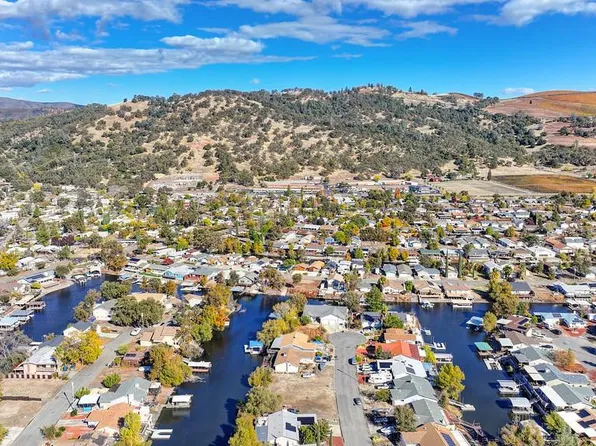 613 Bass Ln, Clearlake Oaks, CA 95423