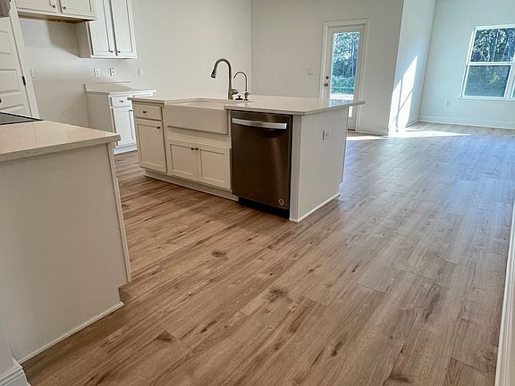 5th image of 143 Tierra Verde Way