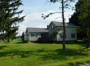 756 E Girard Rd, Quincy, MI 49082