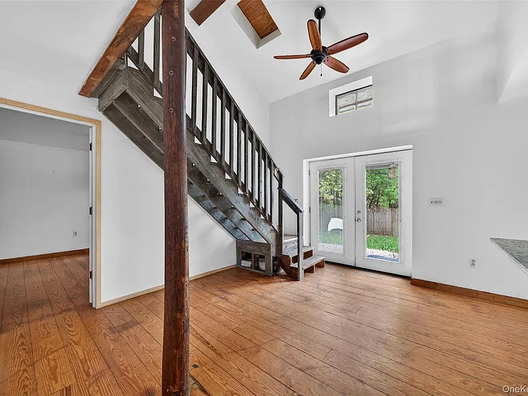 79 Quaker Hill Rd #2 — Photo 3