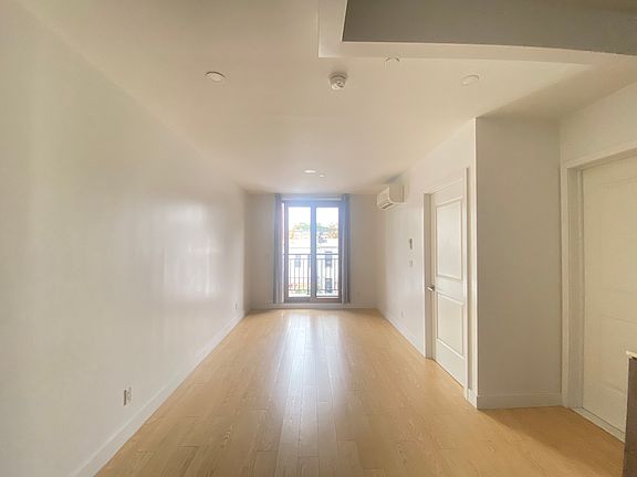 3rd image of 379 Harman St APT 3H