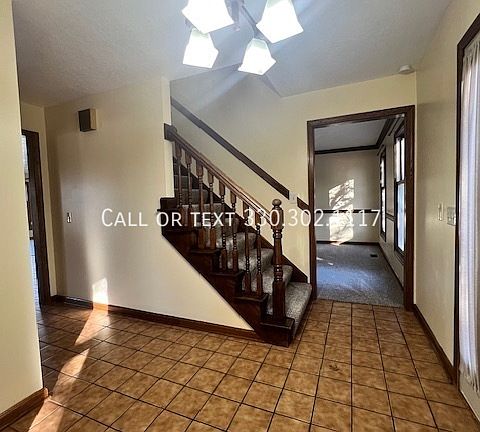 2nd image of 6880 Corrine Dr NW