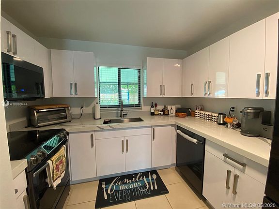4th image of 10350 SW 4th St #10350