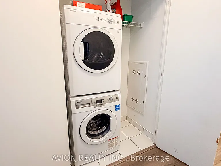 181 Dundas St E #2501 — Photo 13