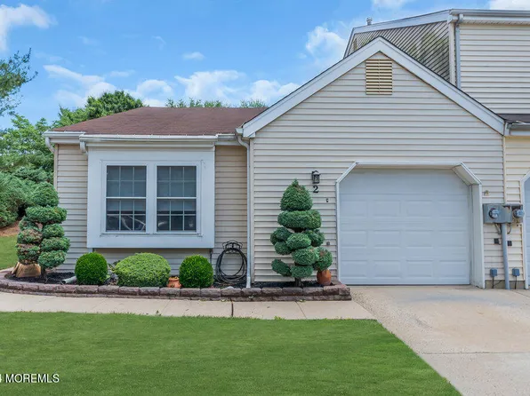 2 Bramble Lane, Matawan, NJ 07747