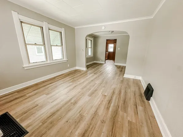 2113 Nevada St, Toledo, OH 43605