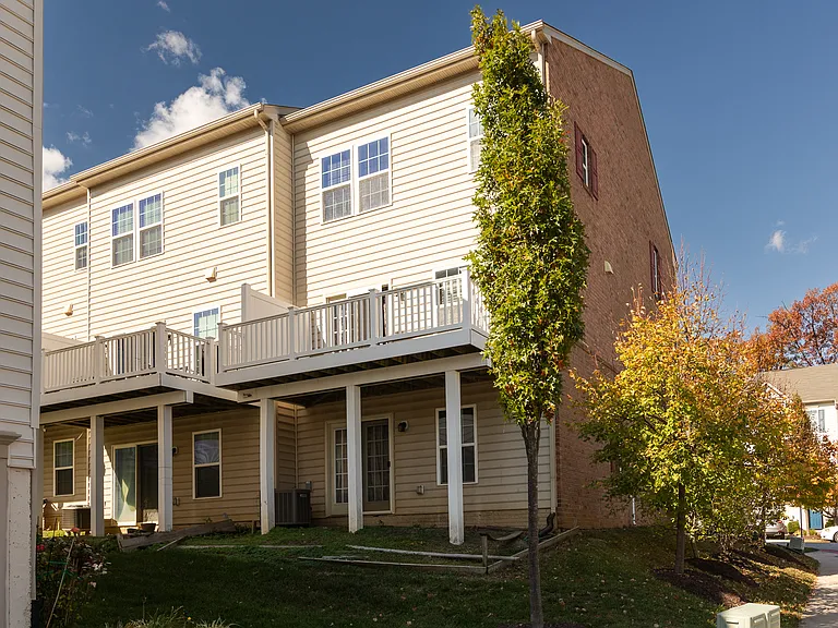 7310 Summit Rock Rd — Photo 4