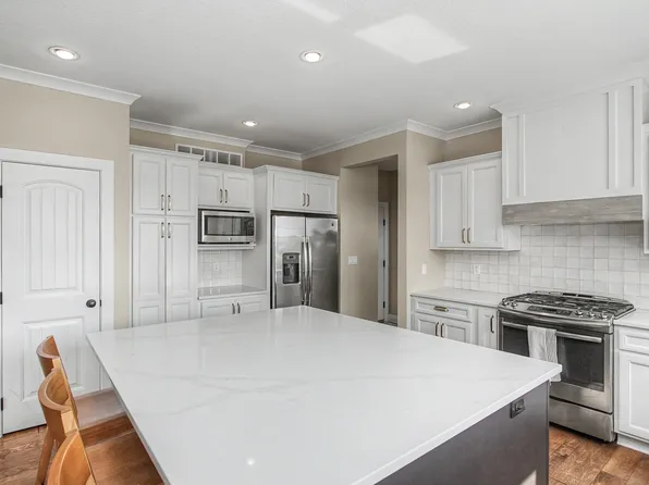 2708 Harrison Rd, Ames, IA 50010