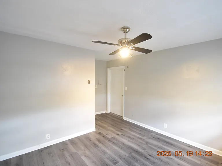 302 Danube Ave #5 — Photo 12