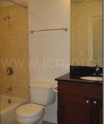 3rd image of 2540 N Southport Ave #1D