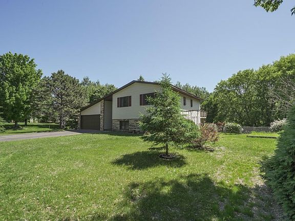 2nd image of 7536 Jeanne Dr