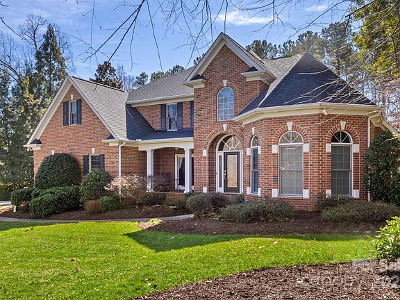 2nd image of 1016 Antioch Woods Ln #36