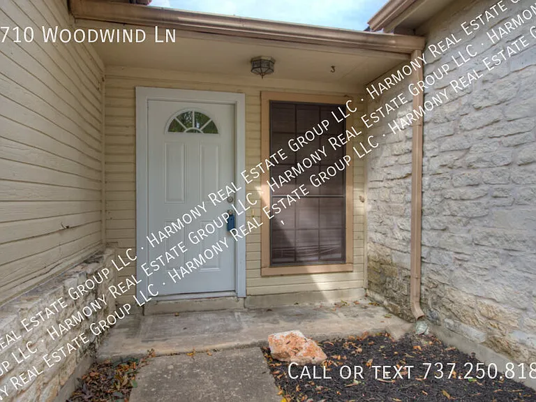 1710 Woodwind Ln — Photo 3