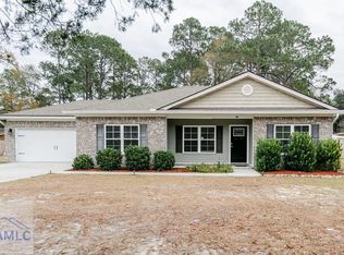 22 Palm Dr, Hinesville, GA 31313
