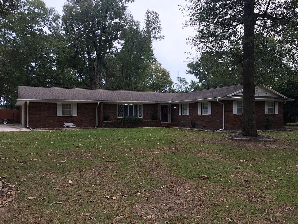 1st image of 118 Carter Woods Dr