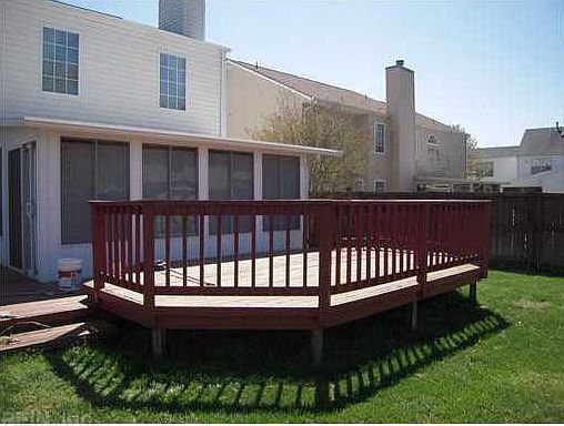 3rd image of 215 Cabell Dr