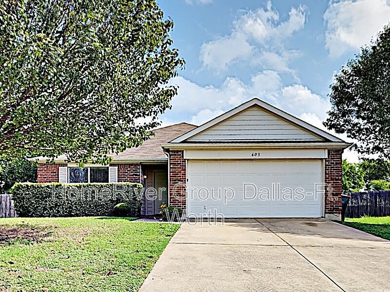 1st image of 603 River Run Dr