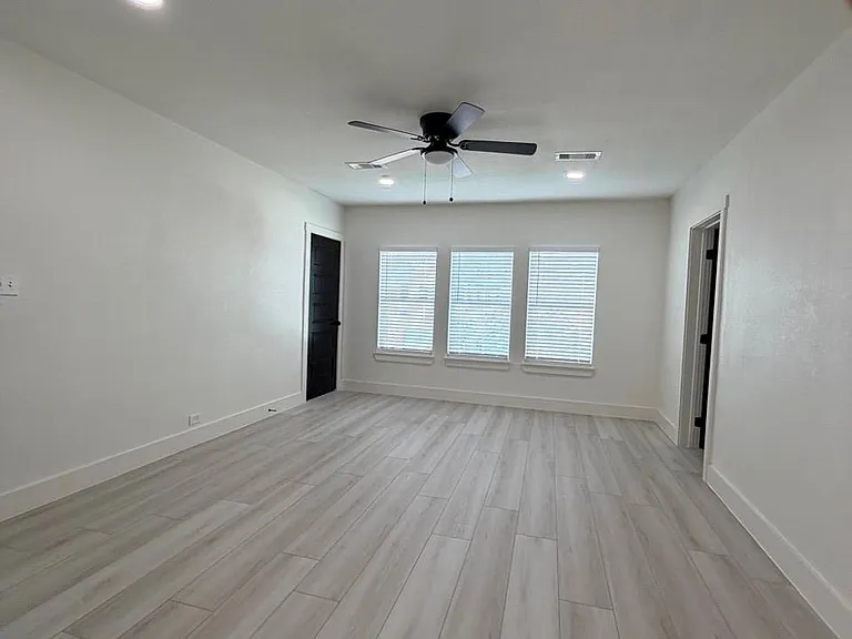2814 Truxillo St #2 — Photo 26