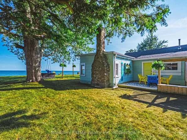 11141 Churchill Ave, Wainfleet, ON L3K 5V4