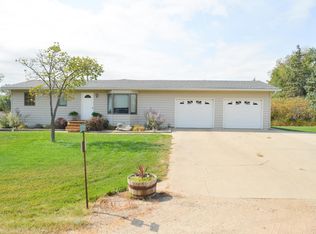 20305 Cedar Ct, Pierre, SD 57501
