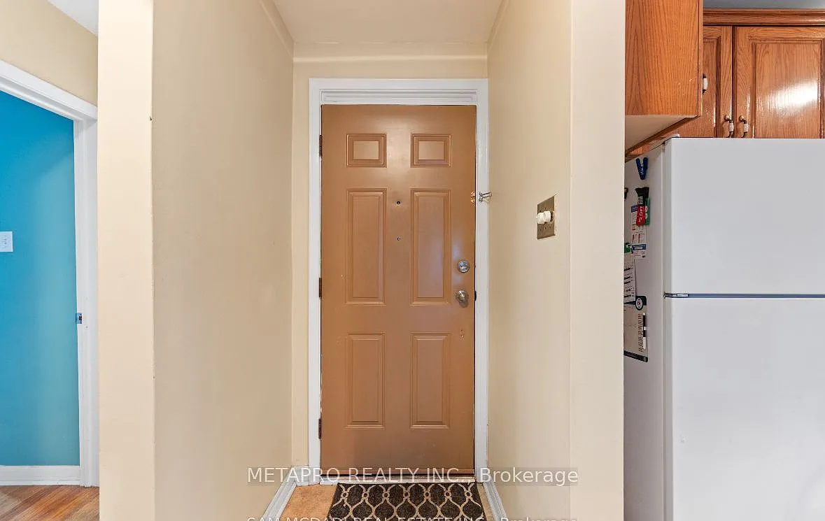 4 bed, $3,500 — Photo 2