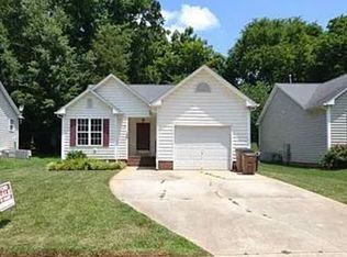 140 Melksham Rd, Wake Forest, NC 27587