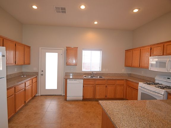 5th image of 2052 Fred Brown Dr