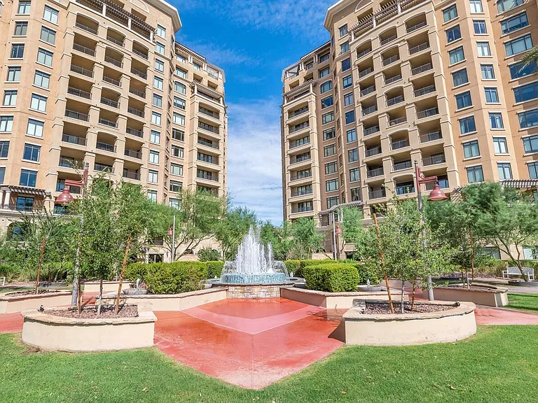 7181 E Camelback Rd #707 — Photo 4