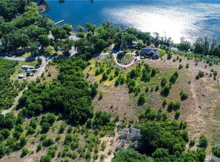 384 E Wapato Lake Rd, Manson, WA 98831