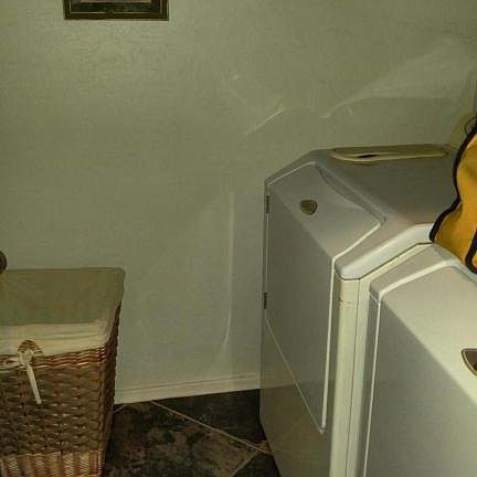 4th image of 4422 N Sycamore Dr