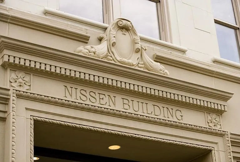 Nissen Building Apartments — Photo 8