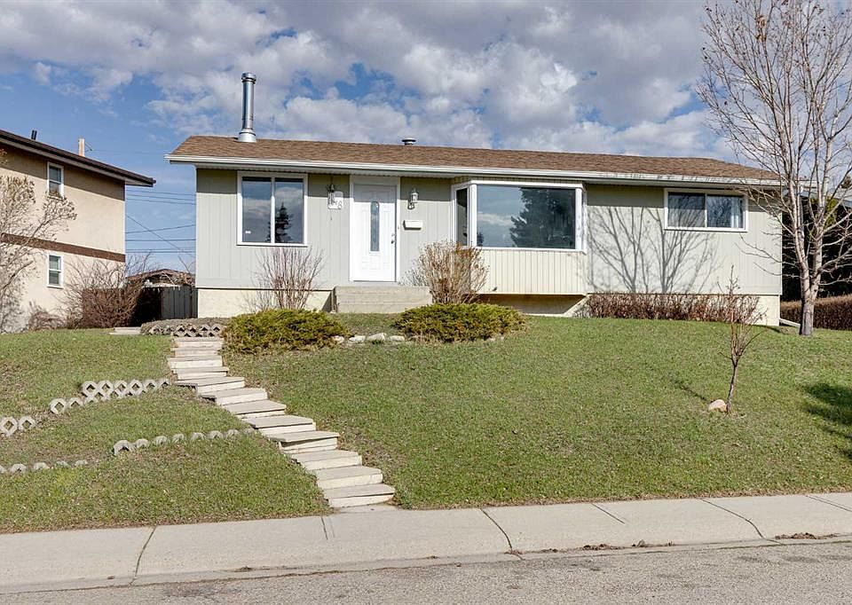1st image of 248 SW Huntcroft Rd NE