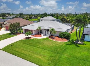 63 Clubhouse Rd, Rotonda West, FL 33947