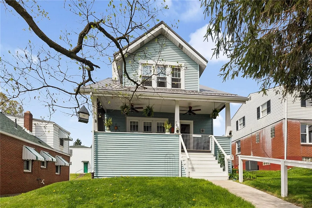 1601 Beech St photo 1