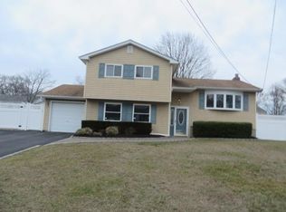 183 Howard St, Port Jefferson Station, NY 11776